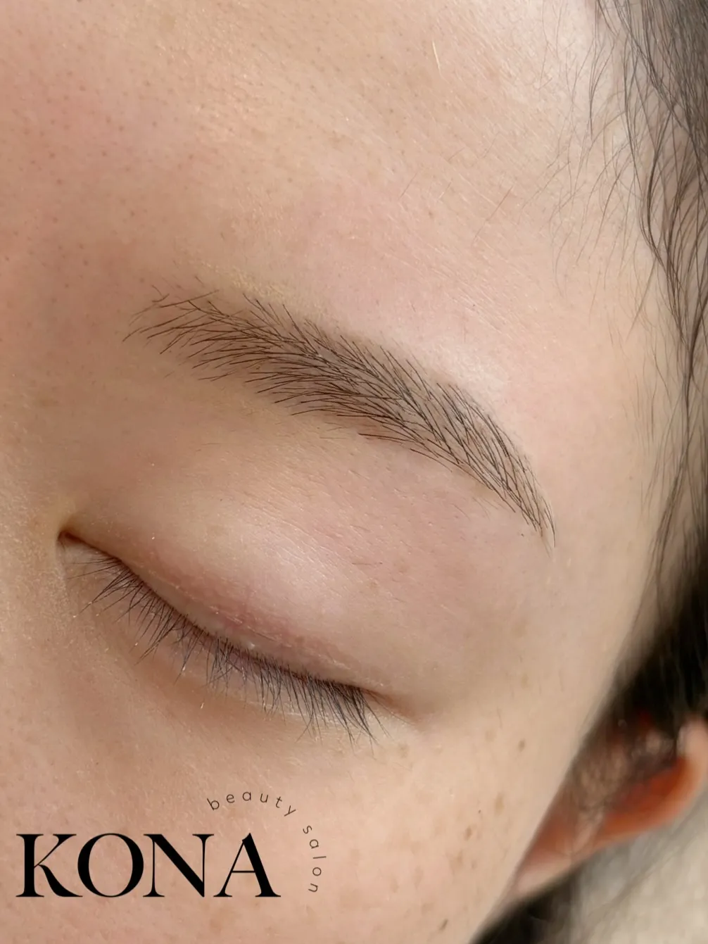 【ナチュラルで洗練された眉デザインが得意】